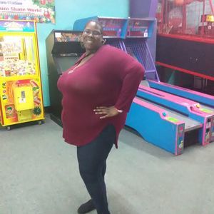 Meet your Posher, Ebony